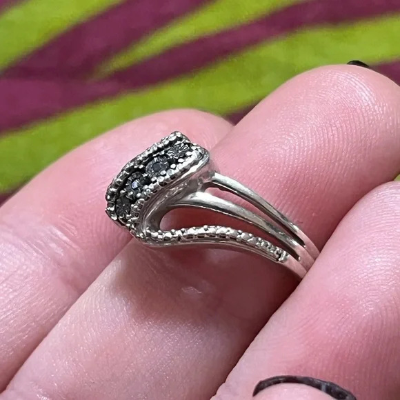 VTG JWBR Signed Black Diamond Chip Sterling Silver 925 Size 6 Estate Ring - Picture 4 of 8